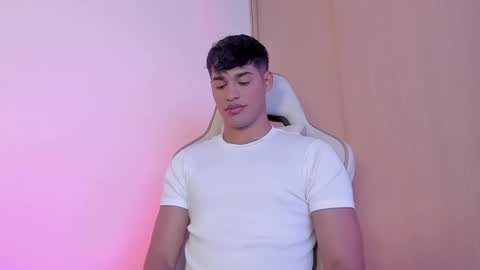 Jimmy Leeh online show from December 6, 2024, 11:03 pm