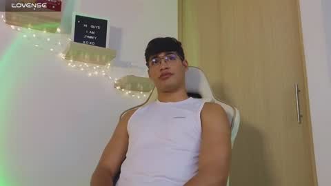 Jimmy Leeh online show from January 22, 2025, 10:15 pm