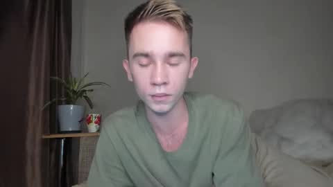 jimyti_bad_boy online show from September 18, 2025, 9:39 pm