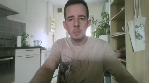 Snapshot of jin16000 chatting on October 18, 2025, 1:45 pm jin16000 online show from October 18, 2025, 1:45 pm