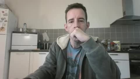 Snapshot of jin16000 chatting on October 21, 2025, 7:42 am jin16000 online show from October 21, 2025, 7:42 am