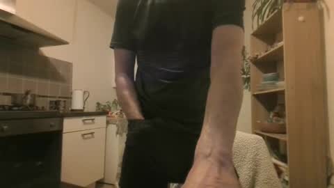 Snapshot of jin16000 chatting on November 25, 2025, 12:10 am jin16000 online show from November 25, 2025, 12:10 am