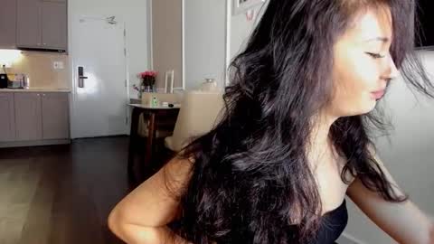 Jina meow online show from February 18, 2026, 2:29 am