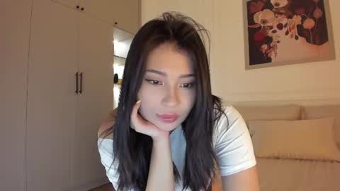 Snapshot of jina_meow chatting on July 19, 2026, 4:38 am Jina meow online show from July 19, 2026, 4:38 am