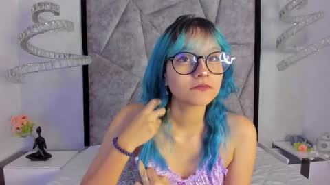 Snapshot of jinkxindigo chatting on November 10, 2025, 11:20 am Indigo online show from November 10, 2025, 11:20 am