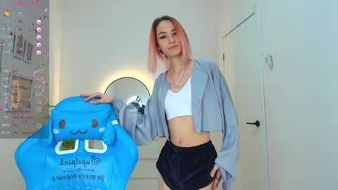 Snapshot of jinx_boom chatting on February 28, 2025, 8:53 am jinx_boom online show from February 28, 2025, 8:53 am