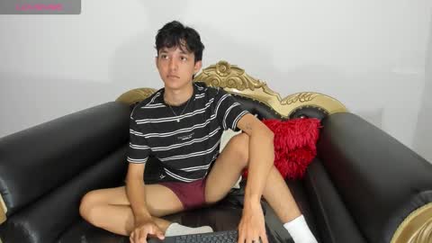 Snapshot of jisus_catt chatting on January 15, 2026, 1:32 am Jisusth online show from January 15, 2026, 1:32 am