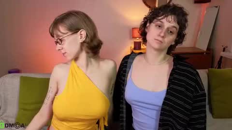 Hey Guys We are Julia ginger  Tina brunette online show from September 26, 2025, 6:34 pm