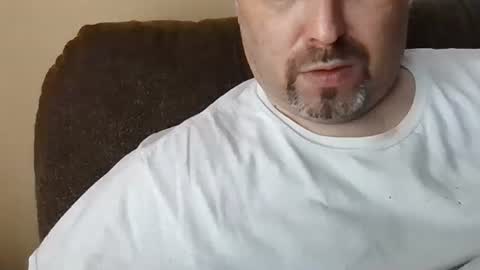 Snapshot of jj350ss chatting on September 19, 2025, 8:09 pm jj350ss online show from September 19, 2025, 8:09 pm