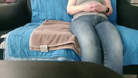 Nicole  Allen online show from February 1, 2025, 3:08 am