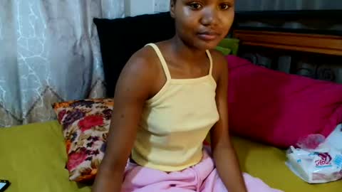 Snapshot of jjsecrets_ chatting on July 24, 2026, 9:29 am JJ online show from July 24, 2026, 9:29 am