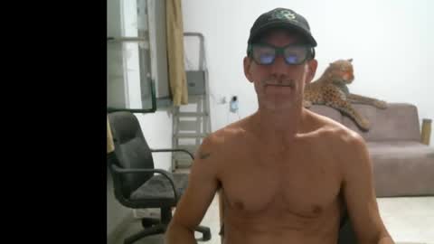 jlmbud online show from November 22, 2025, 7:13 pm