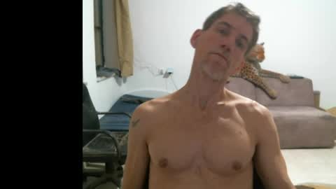 Snapshot of jlmbud chatting on April 18, 2026, 9:59 pm jlmbud online show from April 18, 2026, 9:59 pm