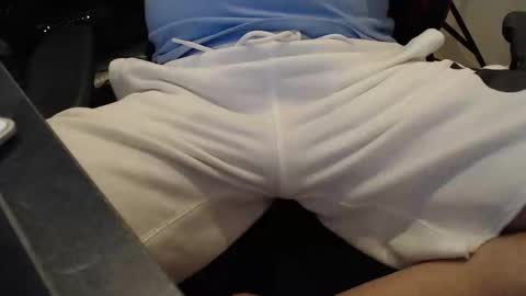 jlouis759 online show from November 1, 2025, 8:05 am