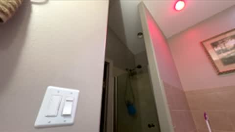 Snapshot of jlovindemsm chatting on December 23, 2025, 10:35 am Jimmy online show from December 23, 2025, 10:35 am