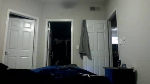 Snapshot of jmeaty5 chatting on October 27, 2025, 12:47 am jmeaty5 online show from October 27, 2025, 12:47 am