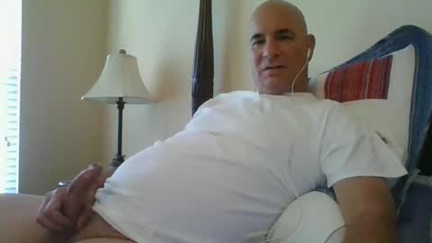 Snapshot of jmichael50 chatting on November 28, 2025, 6:43 pm jmichael50 online show from November 28, 2025, 6:43 pm