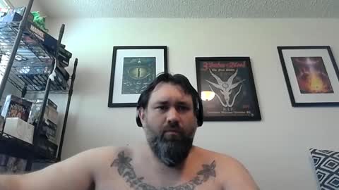 Snapshot of jmos20xx chatting on May 15, 2026, 10:50 pm jmos20xx online show from May 15, 2026, 10:50 pm