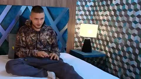  Joao online show from April 13, 2026, 9:09 pm