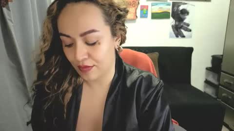 Johana              online show from April 16, 2026, 10:01 pm