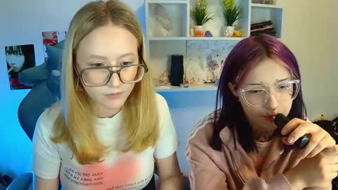 Snapshot of joan_kiss chatting on January 17, 2026, 1:27 pm joan_kiss online show from January 17, 2026, 1:27 pm