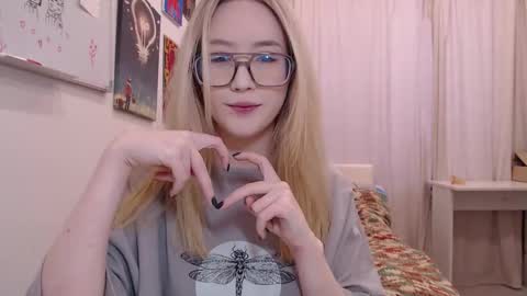 Snapshot of joan_kiss chatting on February 13, 2026, 12:12 pm joan_kiss online show from February 13, 2026, 12:12 pm