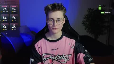 J online show from November 3, 2025, 9:27 pm