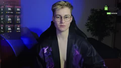 J online show from November 26, 2025, 7:48 pm