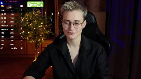Snapshot of joan_night chatting on June 3, 2026, 6:57 pm J online show from June 3, 2026, 6:57 pm