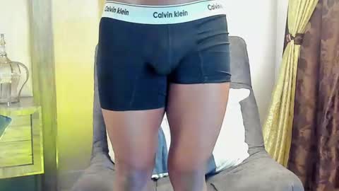 Snapshot of joan_saenz chatting on March 9, 2025, 7:48 pm JOAN SAENZ online show from March 9, 2025, 7:48 pm