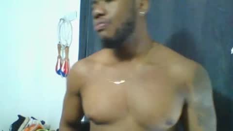 Snapshot of joan_saenz chatting on November 17, 2025, 6:35 pm JOAN SAENZ online show from November 17, 2025, 6:35 pm