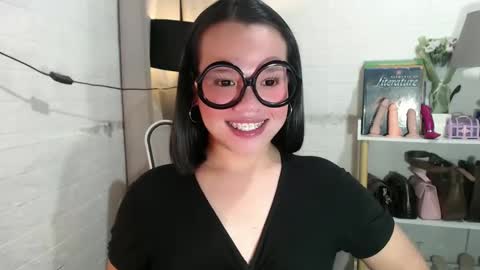 Joana online show from March 9, 2025, 12:42 am