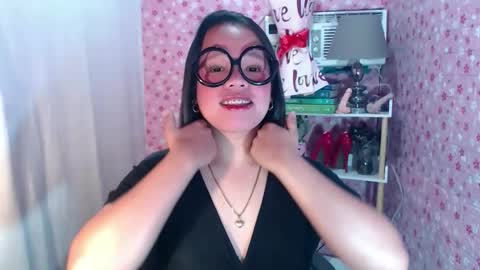 Joana online show from November 29, 2025, 8:23 pm