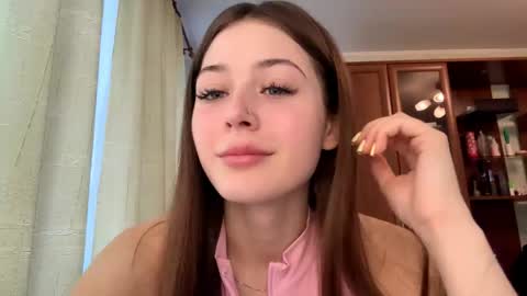 Adel online show from April 25, 2026, 8:17 am