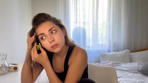 Snapshot of joandonelly chatting on August 9, 2026, 11:37 am Bella online show from August 9, 2026, 11:37 am