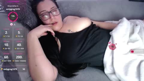 Snapshot of joanna_cw chatting on October 21, 2025, 9:54 am Jo online show from October 21, 2025, 9:54 am