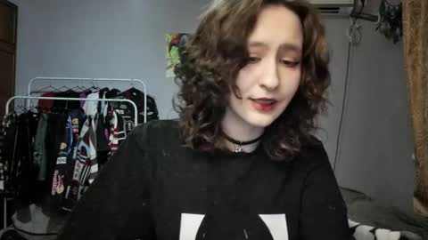 Joannatompson online show from March 1, 2025, 8:42 pm
