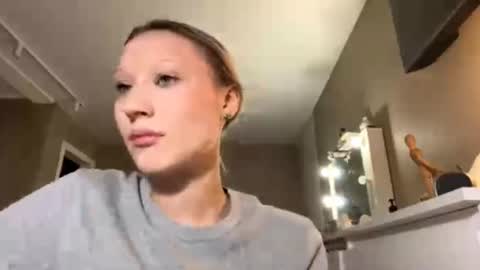 Annie online show from March 24, 2026, 6:24 pm