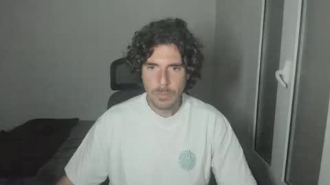 Snapshot of joaquin420_hot chatting on April 5, 2026, 7:00 pm joaquin420_hot online show from April 5, 2026, 7:00 pm