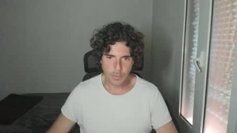 Snapshot of joaquin420_hot chatting on April 14, 2026, 6:41 am joaquin420_hot online show from April 14, 2026, 6:41 am