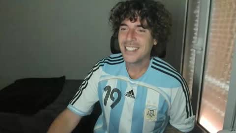 Snapshot of joaquin420_hot chatting on April 24, 2026, 6:05 am joaquin420_hot online show from April 24, 2026, 6:05 am