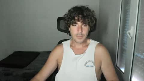 Snapshot of joaquin420_hot chatting on May 4, 2026, 6:15 pm joaquin420_hot online show from May 4, 2026, 6:15 pm