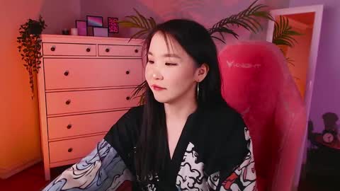 Amina online show from February 9, 2025, 12:30 pm