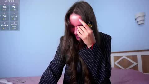 Snapshot of jodystuddiford chatting on October 31, 2025, 4:24 am Nicole online show from October 31, 2025, 4:24 am