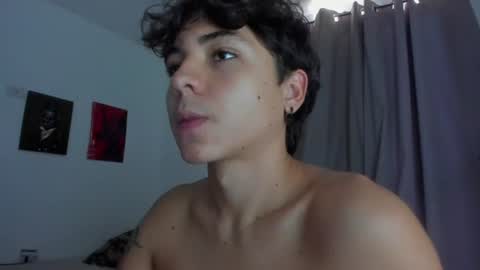 Snapshot of joe23___ chatting on June 17, 2026, 5:36 pm Joe online show from June 17, 2026, 5:36 pm