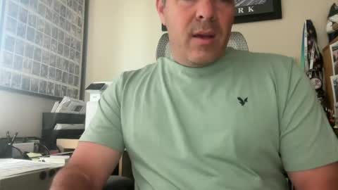 Snapshot of joe2cum4u chatting on June 17, 2026, 3:24 pm joe2cum4u online show from June 17, 2026, 3:24 pm
