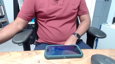 Snapshot of joe765shades chatting on July 1, 2026, 12:40 pm joe765shades online show from July 1, 2026, 12:40 pm