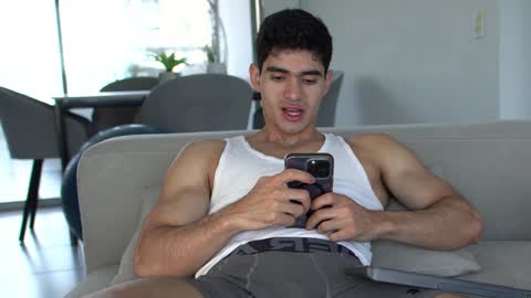 Snapshot of joe_steel1 chatting on December 9, 2024, 4:47 pm joe_steel1 online show from December 9, 2024, 4:47 pm