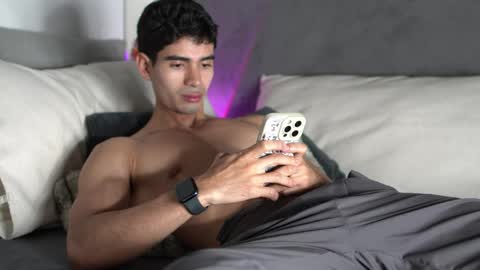 Snapshot of joe_steel1 chatting on May 7, 2026, 10:04 pm joe_steel1 online show from May 7, 2026, 10:04 pm