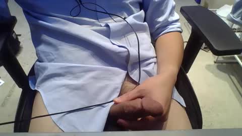 joejoe_1985 online show from December 4, 2025, 6:16 pm